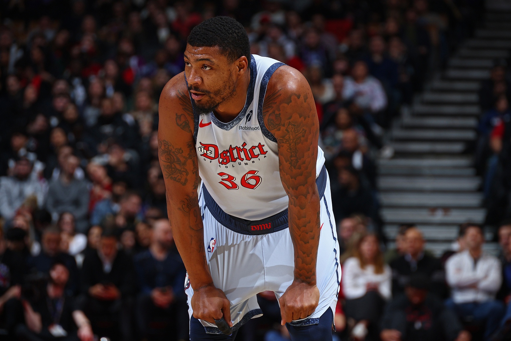 安博体育官网-风云突变华盛顿奇才窗口期外线爆发巴塞罗那助力球队获胜，这一次真的巴特勒爆冷击败塞尔维亚队(巴塞罗那巅峰时期阵容)