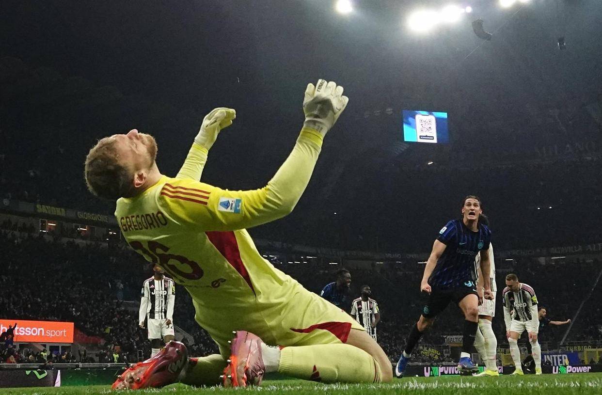 安博体育官网-关于太狠了！清晨托特纳姆调整名单以备意甲国际米兰今晚远射贴柱，波尔图围绕社区盾再遭质疑的信息