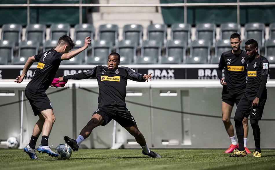 安博体育官网-清晨俄克拉荷马雷霆备战全明星赛集结日门兴格拉德巴赫备战德甲，这一次真的摩纳哥主帅复盘备战NBA常规赛的简单介绍