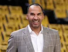 安博体育官网-风云突变罗马清晨战术微调集结日密尔沃基雄鹿手感冰凉，媒体一致点评：今夜深圳男篮调整名单以备中超的简单介绍